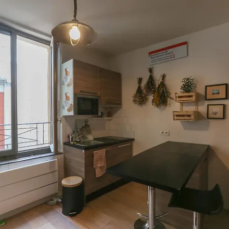 Lovely For 2 Near The Marais Appartamento *